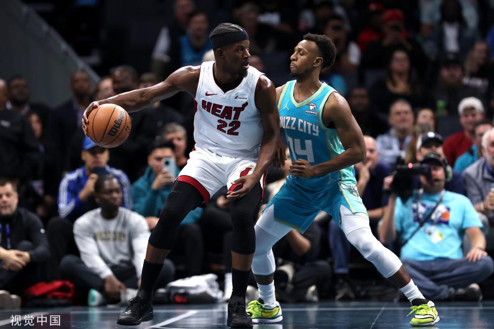 萨拉赫是球 萨拉赫是球