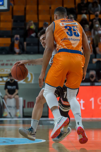 排名和士气 排名和士气